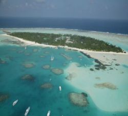 Hotels - Meeru Island Resort
